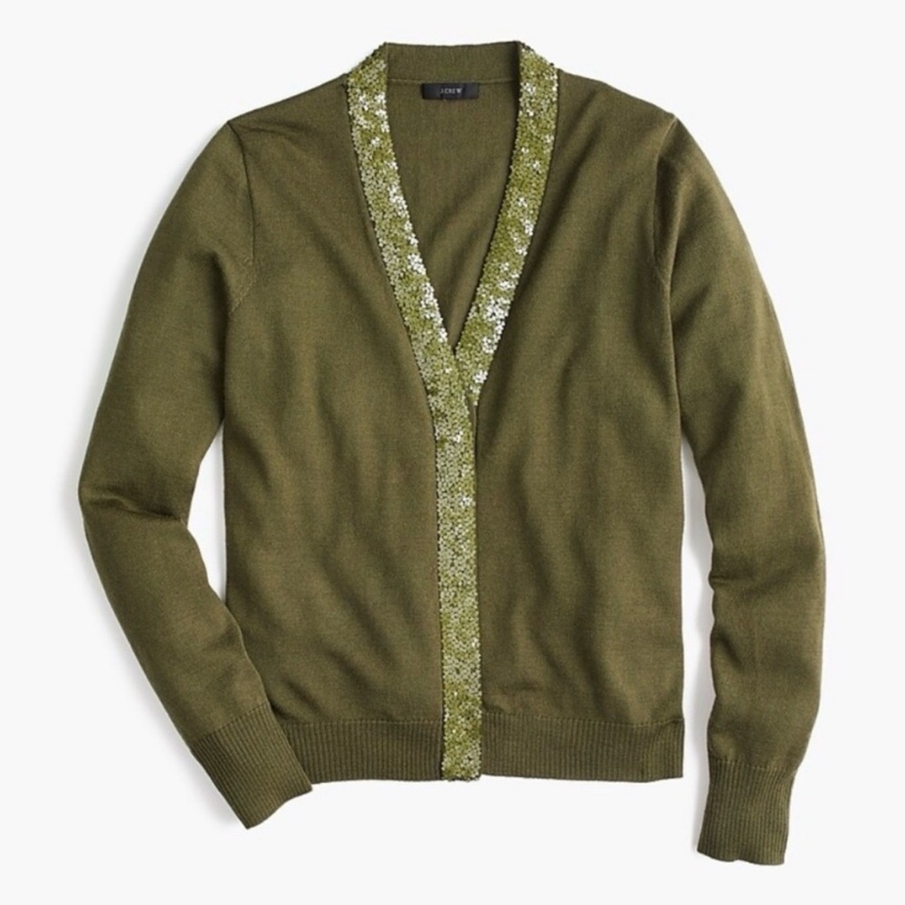 🪲 RARE J Crew Harlow shamrock sequin trim moss green cardigan M merino wool  ☘️ - Picture 2 of 9